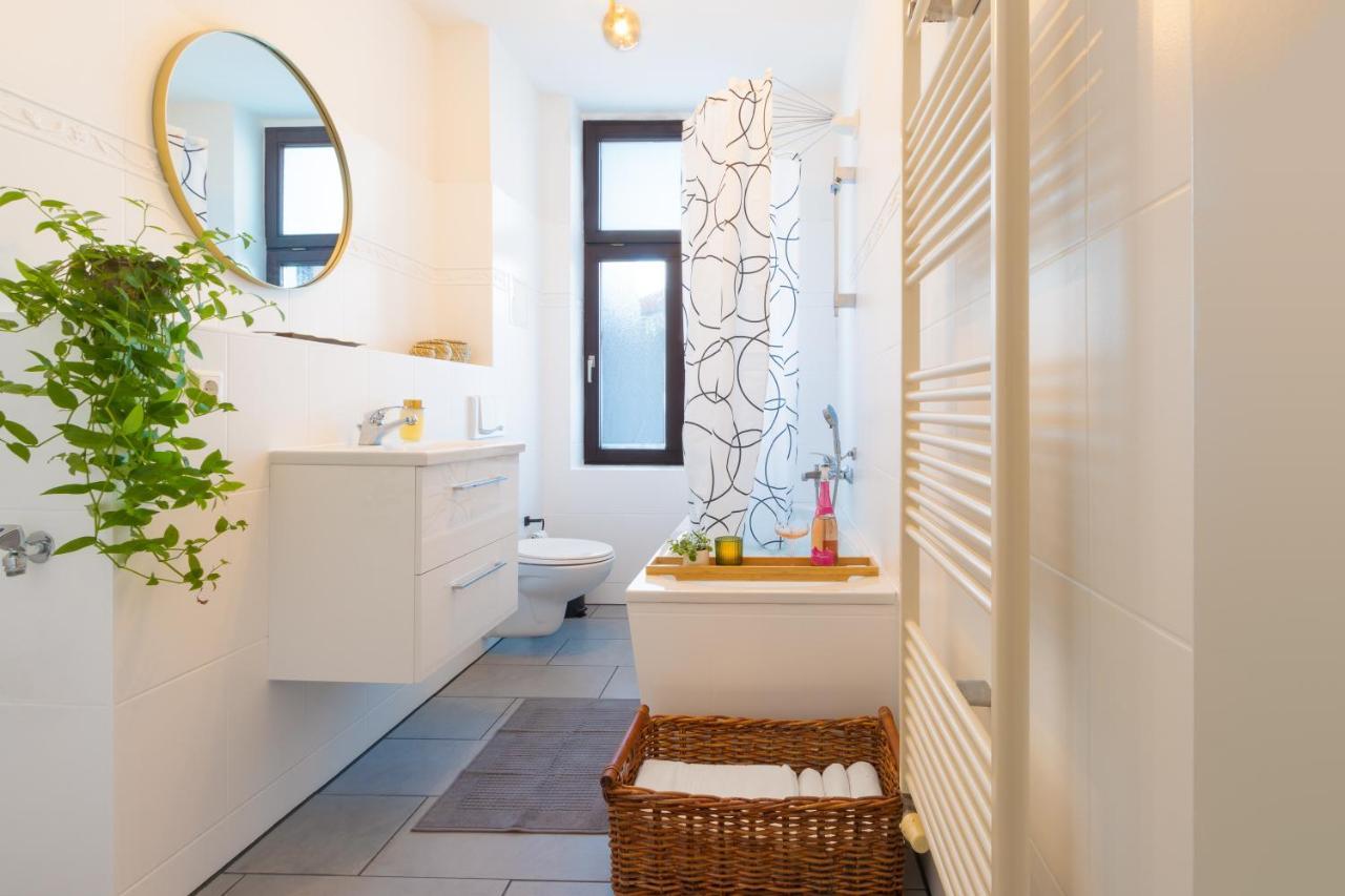 Ruhige Wohnung In Zentraler Lage - Quiet Flat In A Central Location Magdeburg Luaran gambar